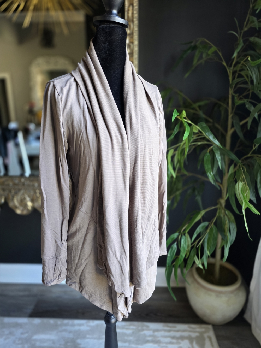 Athleta Women Pranayama Nirvana Restore Wrap Cardigan Sweater TAN size X Small
